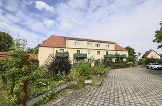Wohnung kaufen in Weistropper Straße, 01445 Radebeul, * Exklusive Dachgeschosswohnung als Kapitalanlage in Radebeul *