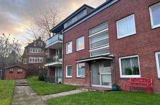 Wohnung mieten in Christian-Albrecht-Str. 77, 24837 Schleswig, Großzügige 4-Zimmer-Wohnung mit Balkon