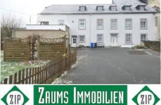 Haus kaufen in 54657 Neidenbach, rückseitig angebautes Dreifamilienhaus mit Doppelgarage und 10 KW Solaranlage