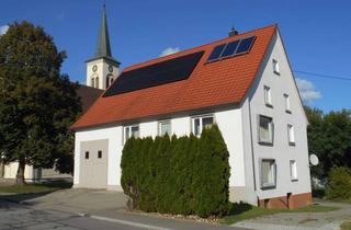 Haus kaufen in 78601 Mahlstetten, Freistehendes Zweifamilienhaus mit zwei Wohneinheiten in Mahlstetten.