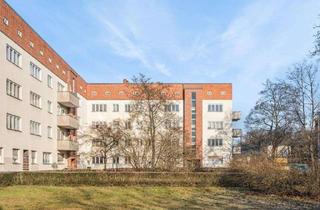 Anlageobjekt in Ollenhauerstraße 91, 13403 Reinickendorf, Attraktives Investment: Vermietete Wohnung mit Balkon in aufstrebendem Kiez