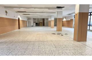 Geschäftslokal mieten in 90763 Südstadt, Fürth, große Ladeneinheit mit 363 m² und 154 m² Nebenfläche, große Schaufensterfront