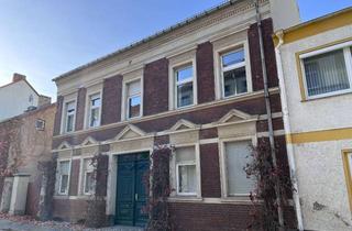 Haus kaufen in Carlstr. xx, 14943 Luckenwalde, + R E S E R V I E R T + Drei-Parteien-Stadtpalais mit Nebengebäude und Garten