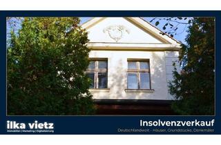 Haus kaufen in 03103 Neupetershain, Historisches Herrenhaus mit großem Park (Denkmal)