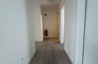 Gewerbeimmobilie mieten in 75038 Oberderdingen, Vielseitige Gewerbeeinheit in Oberderdingen zu vermieten: 4 Räume, Küche, WC mit Dusche und Stellplätze!