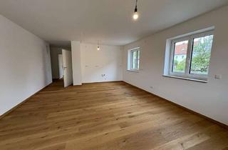 Wohnung kaufen in 95703 Plößberg, Neubau! 3-Zimmer Wohnung im Projekt "Wohnen an der Goldenen Straße" in Plößberg