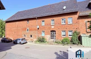 Bauernhaus kaufen in 34308 Bad Emstal, PREISREDUZIERUNG! Wohnhaus mit großer Scheune & Möglichkeit von 5.000qm Weideland in Balhorn