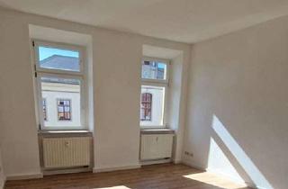 Wohnung kaufen in 01589 Riesa, Frisch sanierte 3 Zimmerwohnung im Zentrum