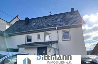 Einfamilienhaus kaufen in 72477 Schwenningen, Ihr neues Eigenheim mit viel PotenzialEinfamilienhaus mit Garage in Schwenningen/Heuberg