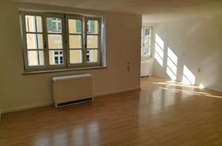 Wohnung mieten in Vormarkt 23, 83308 Trostberg, Freundliche 2,5-Zimmer-Wohnung mit möblierter Küche