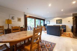 Haus kaufen in 51519 Odenthal, Odenthal-Glöbusch: Ein Haus mit Herz und Platz für drei Generationen