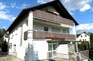 Wohnung kaufen in Abt-Rottenkolber-Straße, 85253 Erdweg, Stilvolle 4-Zimmer-Wohnung mit Balkon in Erdweg