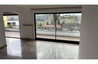 Wohnung mieten in 66424 Homburg, Exklusive 155 m² Terrassenwohnung zu vermieten - Luxuriöses Wohnen mit atemberaubender Aussicht