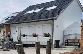 Haus mieten in 31319 Sehnde, Saniertes 5-Raum-Haus mit gehobener Innenausstattung und EBK in Sehnde