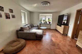 Wohnung kaufen in 67480 Edenkoben, Zwei Wohnungen auf einen Schlag - Kapitalanlage in Edenkoben