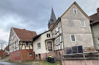 Einfamilienhaus kaufen in 36166 Haunetal, Einfamilienhaus mit Brandschaden – zentrale Lage in Haunetal-Odensachsen, ideal für Handwerker oder