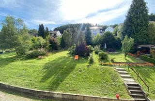 Wohnung mieten in Obere Schlänke, 58515 Lüdenscheid, Der Sommer kann kommen: helle Erdgeschosswohnung mit Blick auf den eigenen Garten ab sofort