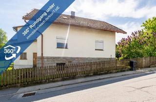 Haus kaufen in Birketstr., 94116 Hutthurm, Renovierungsbedürftiges Zweifamilienhaus in Hutthurm