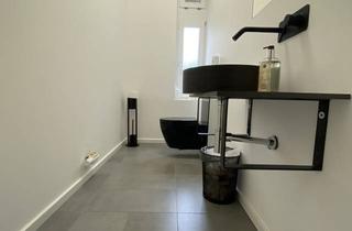 Mehrfamilienhaus kaufen in Am Falkenberg 20, 12524 Berlin, !!!NEU!!! Leerstehendes Wohn & Geschäftshaus perfekt für Ihrer Konzept in Berlin Alt Glienicke