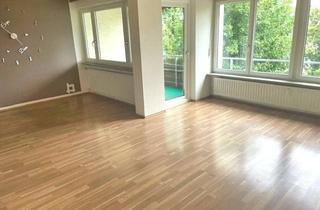 Wohnung kaufen in Aidlinger Weg, 71116 Gärtringen, Zentral gelegene 3-Zimmerwohnung mit Loggia und Balkon in Gärtringen