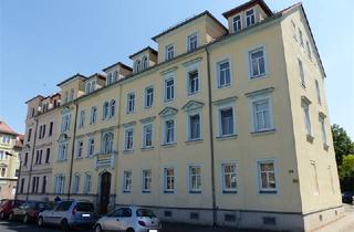 Wohnung mieten in Zscheilaer Str. 28, 01662 Meißen, Sonnige Zweiraumwohnung mit Balkon und Stellplatz in Meißen