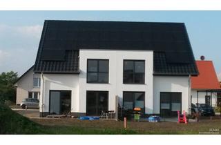 Doppelhaushälfte kaufen in Braunkehlchenweg, 32139 Spenge, Attraktiver Neubau mit viel Platz für Kinder ab 1.200 € im Monat -Sichern Sie sich die Fördergelder