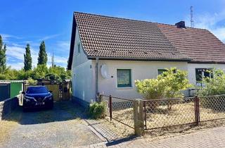 Doppelhaushälfte kaufen in Bahnstraße, 17309 Pasewalk, HORN IMMOBILIEN ++ Pasewalk Doppelhaushälfte, kleines Haus großes Grundstück, möbliert und unberäumt