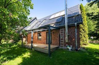 Einfamilienhaus kaufen in Theodor-Storm-Straße, 25876 Schwabstedt, Modernisiertes Familienparadies mit eigenem Garten und Photovoltaikanlagen