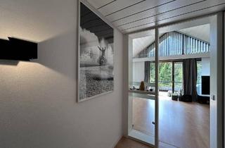Wohnung kaufen in Raichbergweg, 70771 Leinfelden-Echterdingen, Leinfelden-E., Oberaichen - 3,5 DG-Wohnung in Halbhöhenlage Kurzfrist. Bezugsfrei ohne Renovierung