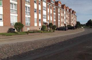 Wohnung mieten in Bäbelitzer Weg 10, 17179 Gnoien, Schöne zwei Zimmer DG- Wohnung in Gnoien