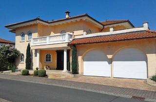 Villa kaufen in 36103 Flieden, Hochwertige und großzügige Mediterrane Landhausvilla!