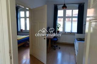 Wohnung mieten in 24837 Schleswig, Altstadt: hübsche 2-Zi-Whg Altstadt - Stuck + Stiltüren - 5 Geh-Min zur City+Hafen+Holm