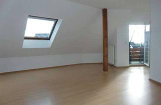 Wohnung kaufen in 78609 Tuningen, Attraktive 3 Zimmer Dachgeschosswohnung mit Balkon und Garage