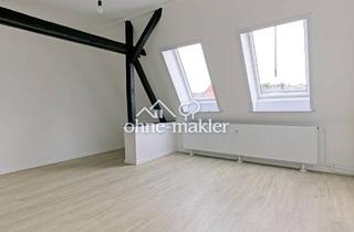Wohnung mieten in 24114 Kiel, Stilvolle ruhige 3-Zi-Dachgeschosswohnung - eigene Etage, Dachbalken & Gartenmitnutzung