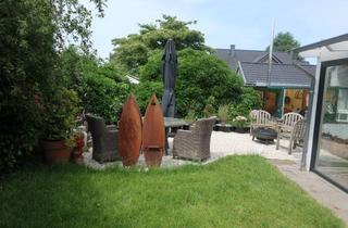 Villa kaufen in 41334 Nettetal, Zentrumsnah und doch allein, viel Platz für die große Familie bietet dieses großartige Anwesen