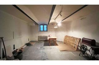 Lager mieten in 10827 Schöneberg, Provisionsfrei! Kleine Lagerfläche dicht U-Bahnhof Kleistpark in Schöneberg