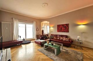 Wohnung kaufen in 76530 Innenstadt, Bezaubernde 3-Zimmer-Altbauwohnung am begehrten Annaberg