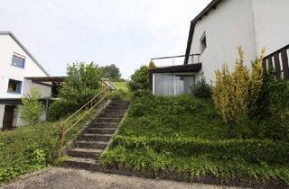 Haus kaufen in 66869 Ruthweiler, Blick auf Burg Lichtenberg: Geräumiges Haus mit Potenzial