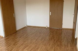 Wohnung mieten in Schillerstraße 25, 08626 Adorf, Helle 3-Zimmer-Wohnung mit Balkon und Blick ins Grüne