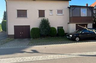 Haus kaufen in 73773 Aichwald, Aichelberg, Zweifamilienhaus mit Hof und Garten, in beliebter Wohnlage - Leerstand