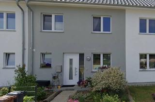 Haus mieten in Dünkirchener Straße, 18109 Rostock, Preiswertes 4-Zimmer-Reihenhaus - Nachmieter gesucht