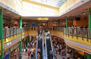 Büro zu mieten in Stendaler Straße 24, 12627 Hellersdorf, Erleben Sie das Marktplatz Center Hellersdorf: Ihr Einkaufs- und Bürozentrum in Berlin!