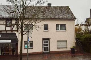 Einfamilienhaus kaufen in 59872 Meschede, Einfamilienhaus mit Potenzial zum kleinen Preis