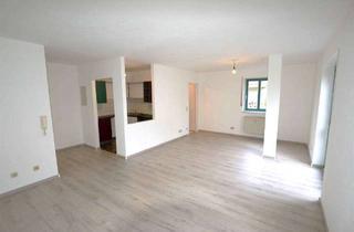Wohnung kaufen in 96487 Dörfles-Esbach, Ideal für Eigennutzer oder Anleger: Renoviertes Apartment mit Kfz-Stellplatz im Stadtbusbereic