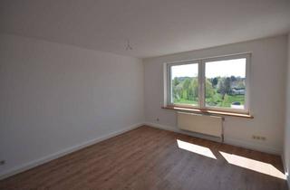 Wohnung mieten in Rochlitzer Straße 21, 09326 Geringswalde, schicke 3-Raum Wohnung in gepflegtem Wohnumfeld mit optionaler Garage