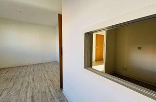 Wohnung mieten in Neuer Friedberg 10, 98527 Suhl, Ruhig wohnen mit Komfort - 2-Zimmer-Wohnung mit Balkon