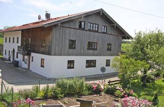 Wohnung kaufen in 83253 Rimsting, Großzügige Erdgeschosswohnung mit Terrasse und Garten in Ruhelage