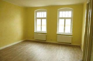 Wohnung mieten in Augustusburger Straße 51, 09557 Flöha, viel Platz auf 104 m² - Altbauwohnung - Bad mit Dusche und Badewanne - Balkon