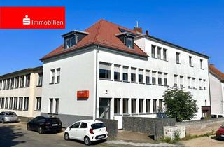 Gewerbeimmobilie kaufen in 63073 Bieber, Gewerbefläche mit viel Lagermöglichkeiten, Stellplätzen und Scheune!