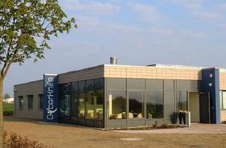 Büro zu mieten in Friedrich-Trendelenburg-Allee, 18273 Güstrow, Vielseitiges Praxishaus mit modernen Behandlungs- und Büroräumen.